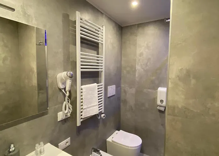 Zambo 3* Μπολόνια