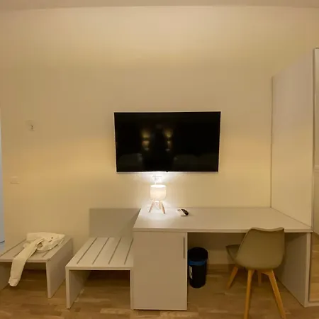 Konukevi Zambo Bolonya